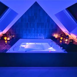 The SPA - Balnéo privée sous les étoiles, hotelli kohteessa Amiens