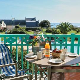 LocaLise au Guilvinec - A15 - Vue sur la mer la piscine et le jardin - Tout à pied, plages, port, centre, commerces, marché - Wifi inclus - Animaux bienvenus - Linge de lit inclus
