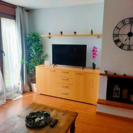 Apartamento Diezcapanas, hotel in Villanúa