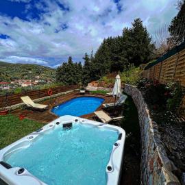 Ampelos Cretan Villa - Private Pool & Heated Ozone Jacuzzi