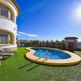 Villa Garrofer - PlusHolidays
