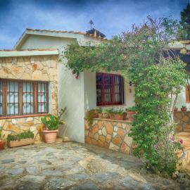 Chalet Tres Mares, Cala Millor, hotel i Son Servera
