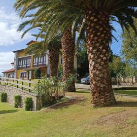 El Corral Del Acebo, hotel in Nueva de Llanes