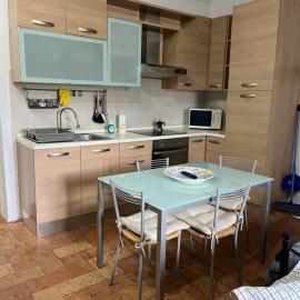 CASA DI SILVIA_MONOLOCALE, hotel in Città di Castello