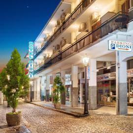 Dioni Hotel, hotel sa Ioannina
