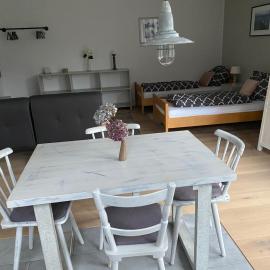 Modern studio apartment with exterior entrance in Nuremberg suburb