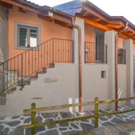 Cozy Home In Albagnano Di Bee With House Sea View