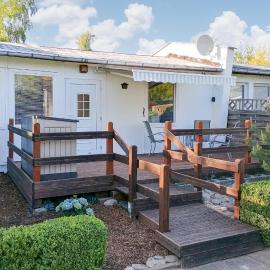 Two-Bedroom Holiday Home In Middelhagen