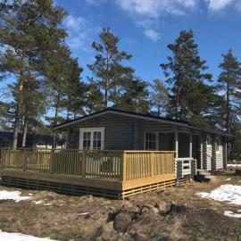 Bastöstugby stuga 17, מלון בPålsböle