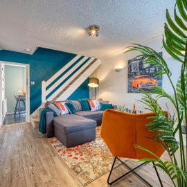 CAPRI 13 SA - Contemporary 2 bedroom house in Loughborough with free parking, Close to Loughborough University & M1 Motorway, ξενοδοχείο σε Loughborough