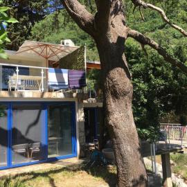 Mediterranean Beach House, hotel a Perazića Do