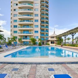 Exquisite Oceanfront Suite