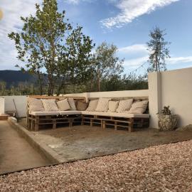 Apartament amb terrassa i parking، فندق في يانسا