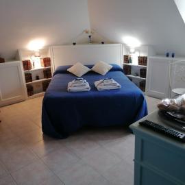 Coros, Hotel in Nuoro