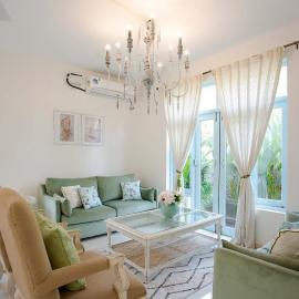 Mediterranean Bliss by StayVista - 4BHK Villa with Private Pool & BBQ, Hotel in Sangolda