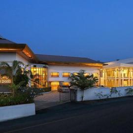 Eloor Tourist Home