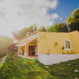 2Bedroom house with Swimming Pool and View, hotell sihtkohas Moçarria