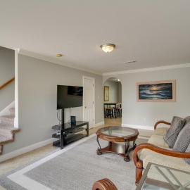 Gulfport Condo w/ Private Balcony - Walk to Beach!, hotel a Gulfport