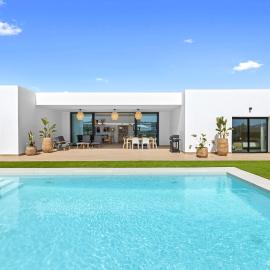 Villa Ayala، فندق في Villaverde