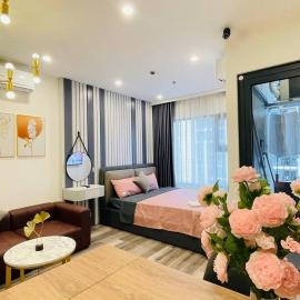 Căn hộ dịch vụ Homestay Greenbay - Zhomestay, hotel in Thượng Thôn