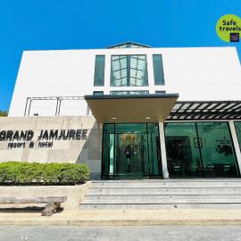 The Grand Jamjuree Resort Lamphun, hotel u gradu Ban Si Dam