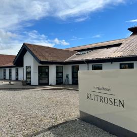 Viesnīca Strandhotel Klitrosen pilsētā Fjerritslev