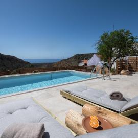Nomas Home Skaloti with Private Pool