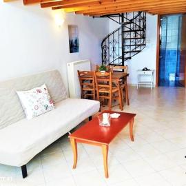 Cozy Maisonette