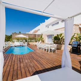 Villa Serretes, hotel a Cala Vedella