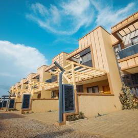 Big chill stays M5, hotel in Maijaw