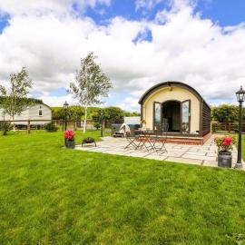 Mountain View Pod, hotel in Rhayader