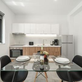 Kiani Apts