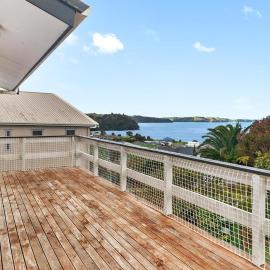 Crystal Clear - Snells Beach Holiday Home