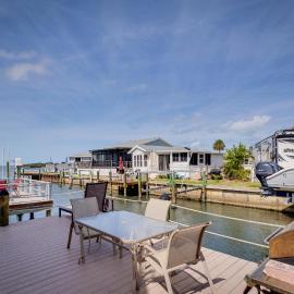Nettles Island, Jensen Beach Home w/ Patio & Grill, hotell sihtkohas Jensen Beach
