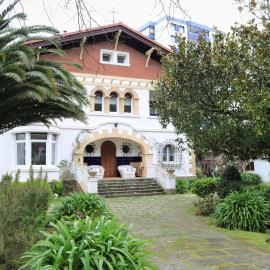Villa Isabela Bakio Rooms、バキオのホテル