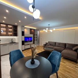 Lilly LuX Big Luxury Apartment with Free Parking and garage: Bijeljina şehrinde bir otel