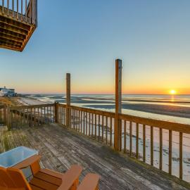 Private Beach Access! Bayfront Cape May Cottage
