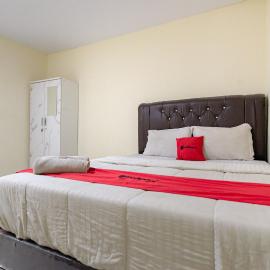RedDoorz @ Medan Johor 2, hotel v destinaci Delitua