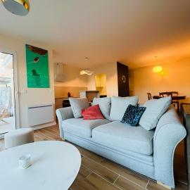 villa bleu marine chic calme et jardin