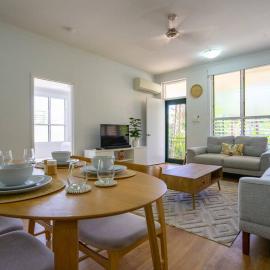 Nightcliff Retreat: Stylish 2BR Apt Near Foreshore, hotel a Nightcliff
