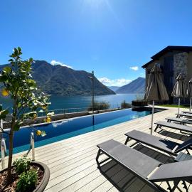 Villa Clementina Boutique Hotel, hotel v destinaci Colonno