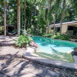 Boutique Bungalows, hotel di Mission Beach