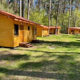 Domki i Pole Namiotowe Pod Sosnami, hotel in Olsztyn