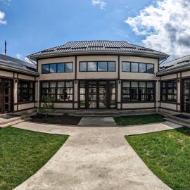 Happy Flower Guesthouse, Hotel in Verkhnyaya Alaarcha