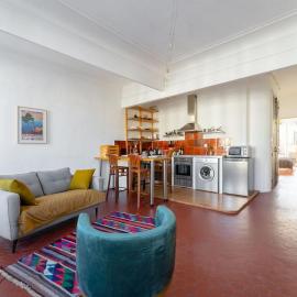 Superbe appart, central, petit balcon & vue Place