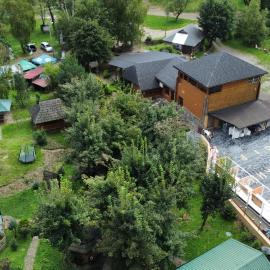 Kozatskiy Dvir, hotel Sztríben