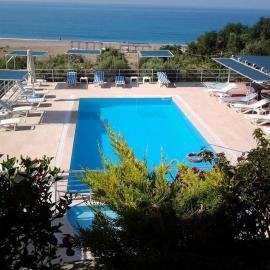 Hotel Schönberg, hotel en Kızılot