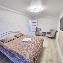 Люкс в центре, hotel in Oral