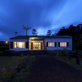 Lake View House, hotel di Sete Cidades