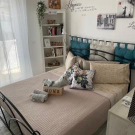 B&B Thérèse 13, hotel in Ginosa Marina